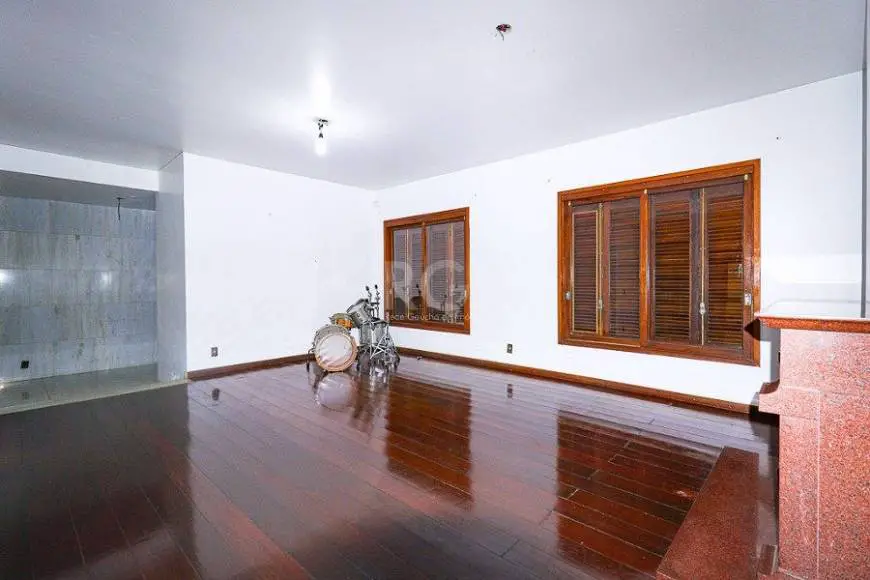 Foto 4 de Casa com 4 Quartos à venda, 400m² em Glória, Porto Alegre