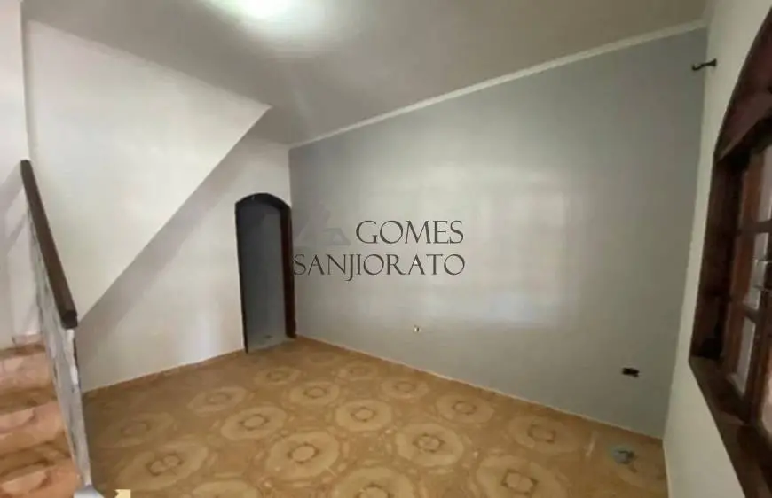Foto 3 de Casa com 5 Quartos à venda, 260m² em Condominio Maracana, Santo André