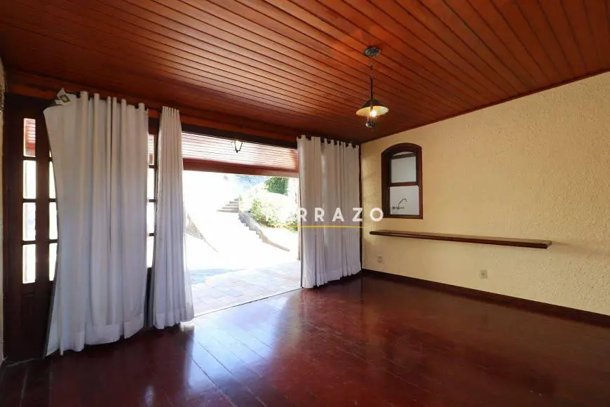 Foto 4 de Casa de Condomínio com 3 Quartos à venda, 110m² em Iúcas, Teresópolis