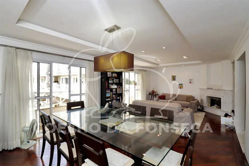 Foto 1 de Casa de Condomínio com 4 Quartos à venda, 376m² em Moema, São Paulo