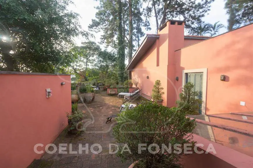 Foto 2 de Sobrado com 4 Quartos para alugar, 1175m² em Jardim Guedala, São Paulo