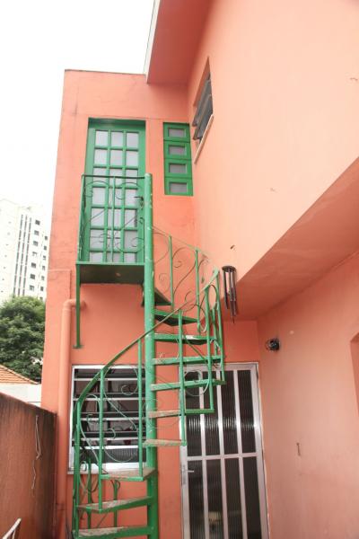 Foto 1 de Sobrado com 4 Quartos à venda, 220m² em Saúde, São Paulo