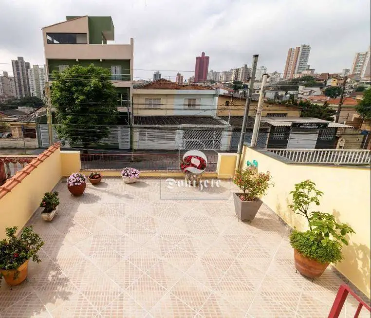 Foto 1 de Sobrado com 4 Quartos à venda, 250m² em Vila Floresta, Santo André