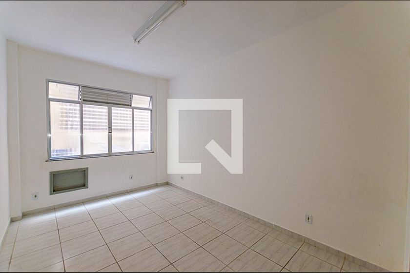 Foto 1 de Apartamento com 1 Quarto para alugar, 25m² em Centro, Niterói