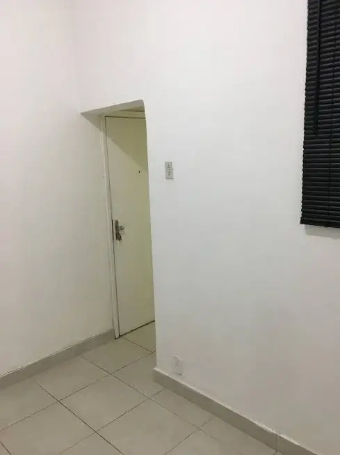 Foto 3 de Apartamento com 1 Quarto para alugar, 45m² em Copacabana, Rio de Janeiro