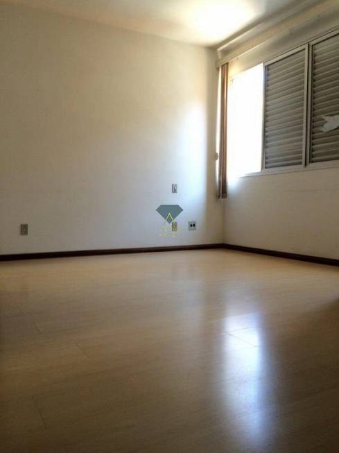 Foto 1 de Apartamento com 2 Quartos para alugar, 75m² em Funcionários, Belo Horizonte