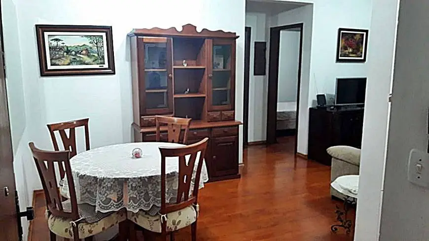 Foto 3 de Apartamento com 2 Quartos para alugar, 65m² em Jansen, Gravataí