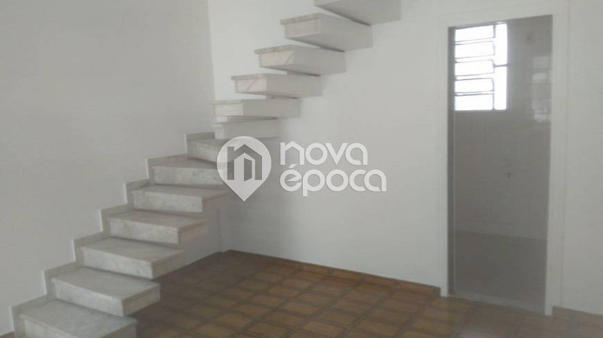 Foto 2 de Apartamento com 2 Quartos à venda, 68m² em Lins de Vasconcelos, Rio de Janeiro