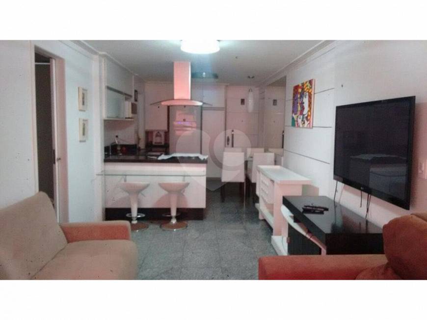 Foto 1 de Apartamento com 2 Quartos à venda, 68m² em Meireles, Fortaleza