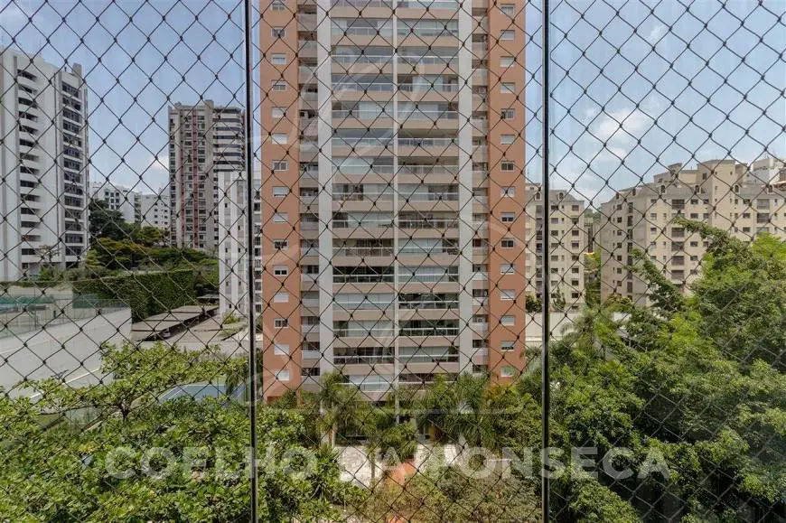 Foto 4 de Apartamento com 2 Quartos à venda, 123m² em Real Parque, São Paulo
