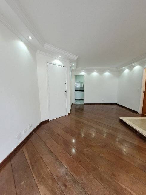 Foto 4 de Apartamento com 2 Quartos para alugar, 62m² em Vila Madalena, São Paulo