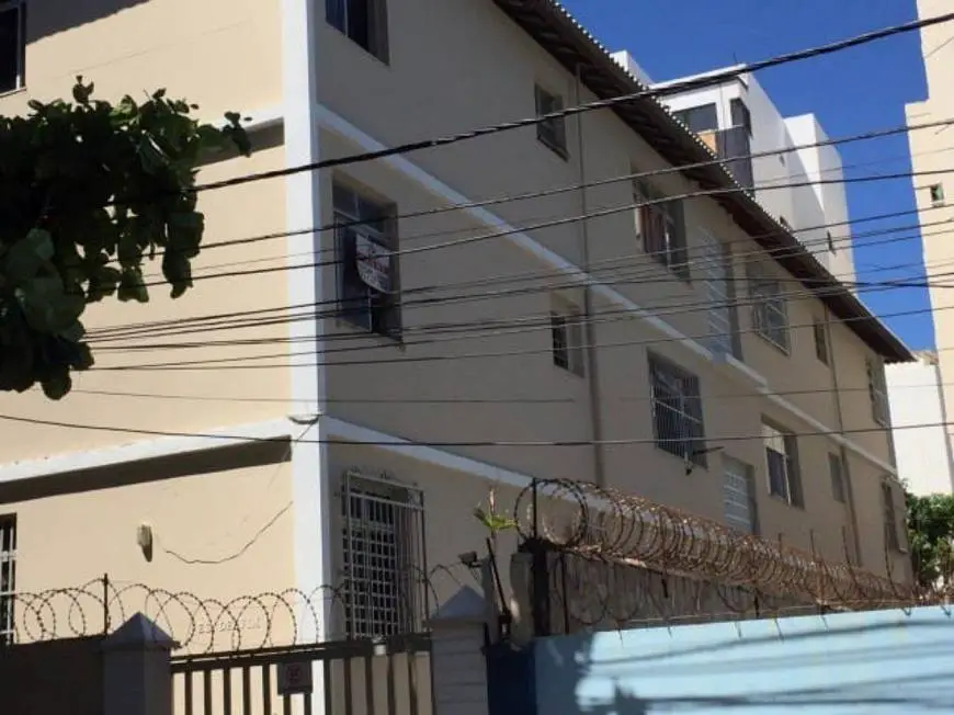 Foto 1 de Apartamento com 3 Quartos à venda, 77m² em Amaralina, Salvador