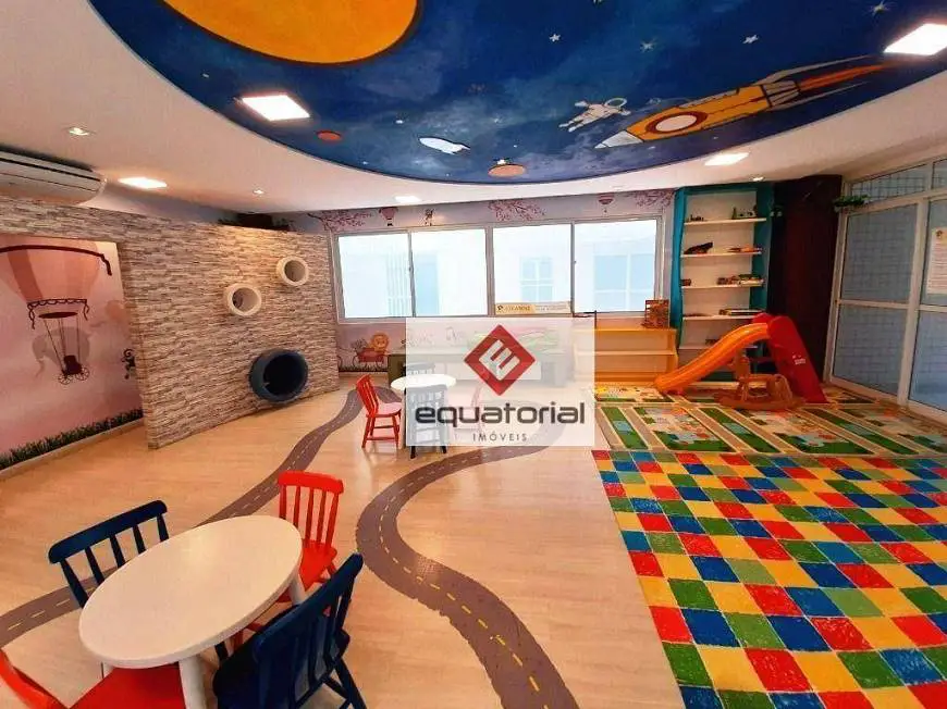 Foto 4 de Apartamento com 3 Quartos à venda, 95m² em Meireles, Fortaleza