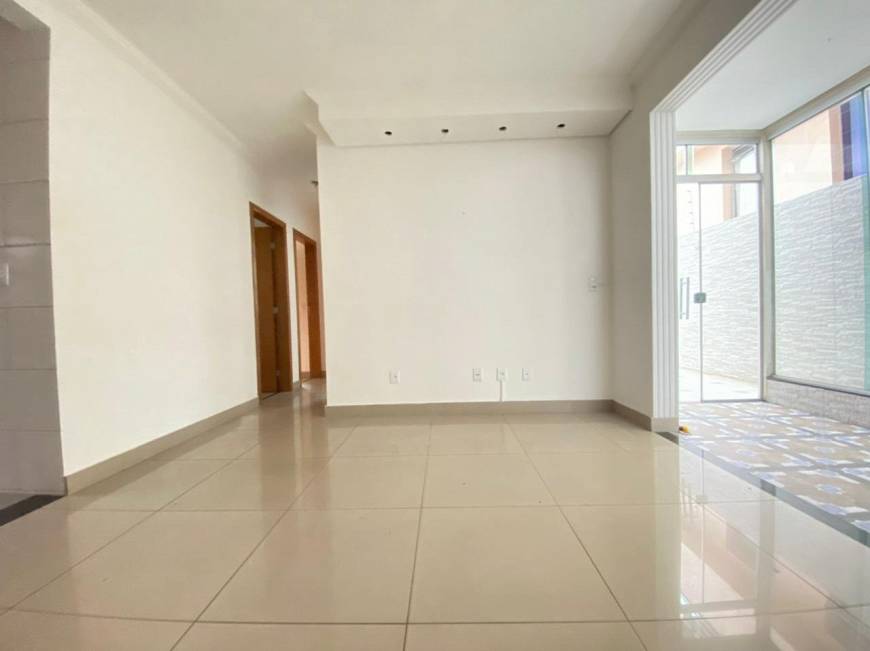 Foto 3 de Apartamento com 3 Quartos à venda, 160m² em Planalto, Belo Horizonte