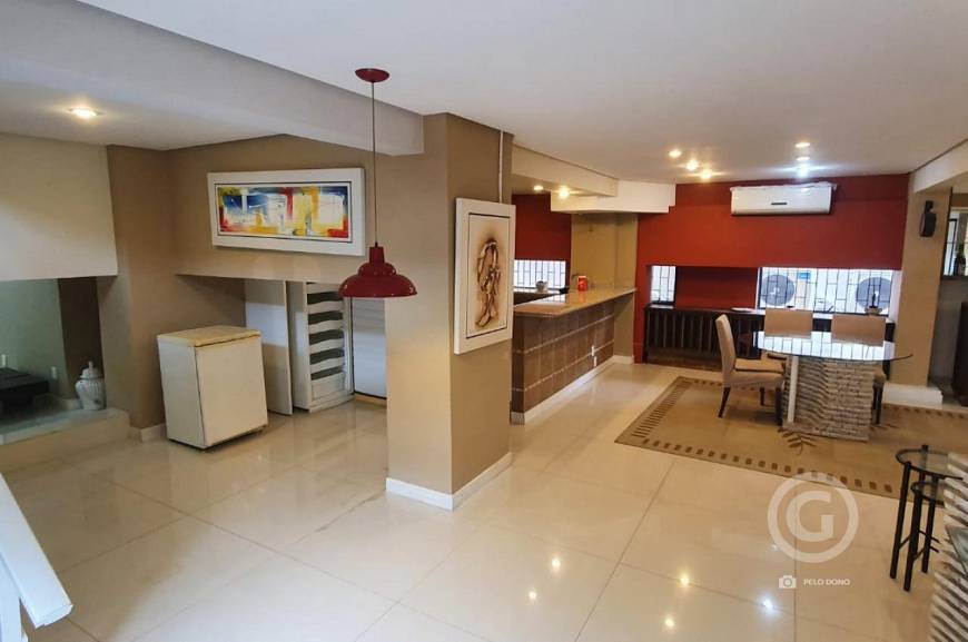 Foto 1 de Apartamento com 4 Quartos à venda, 185m² em Centro, Florianópolis