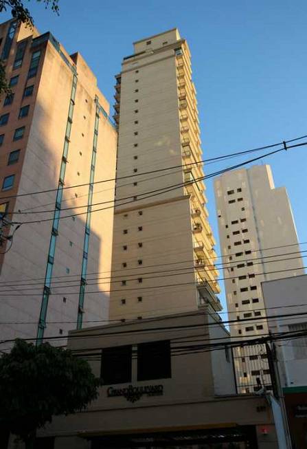 Foto 1 de Apartamento com 4 Quartos à venda, 199m² em Jardim Paulistano, São Paulo
