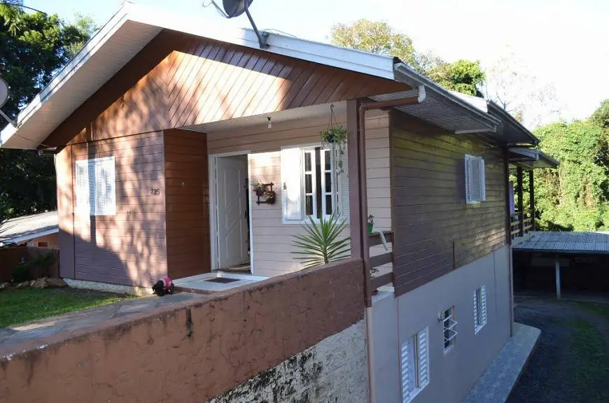 Foto 2 de Casa com 6 Quartos à venda, 200m² em Varzea Grande, Gramado
