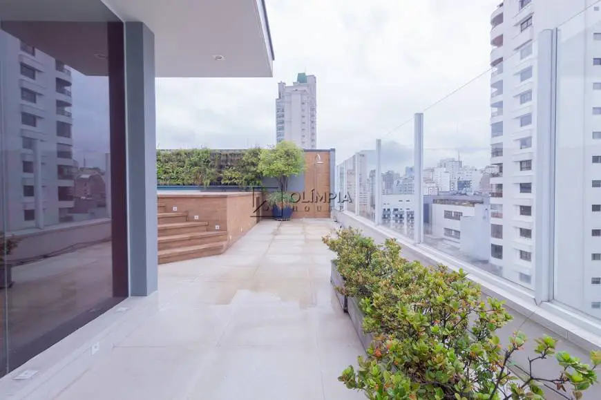 Foto 1 de Cobertura com 4 Quartos para alugar, 435m² em Jardim Paulista, São Paulo