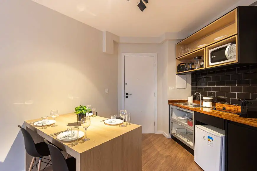 Foto 1 de Apartamento com 1 Quarto para alugar, 40m² em Juvevê, Curitiba