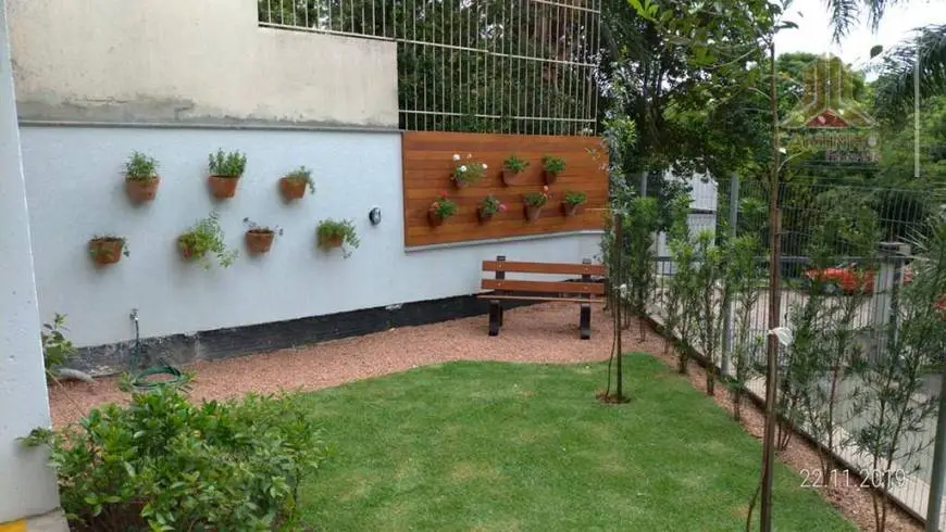 Foto 3 de Apartamento com 2 Quartos à venda, 80m² em Petrópolis, Porto Alegre