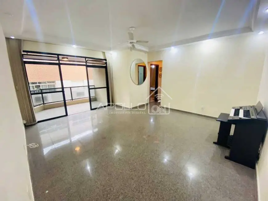 Foto 1 de Apartamento com 2 Quartos à venda, 130m² em Ponta da Praia, Santos