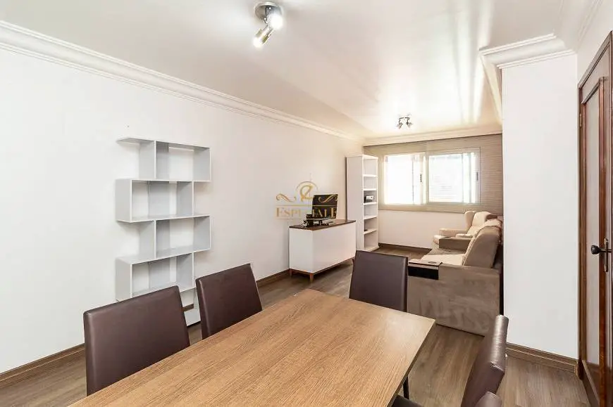 Foto 3 de Apartamento com 3 Quartos para alugar, 81m² em Batel, Curitiba