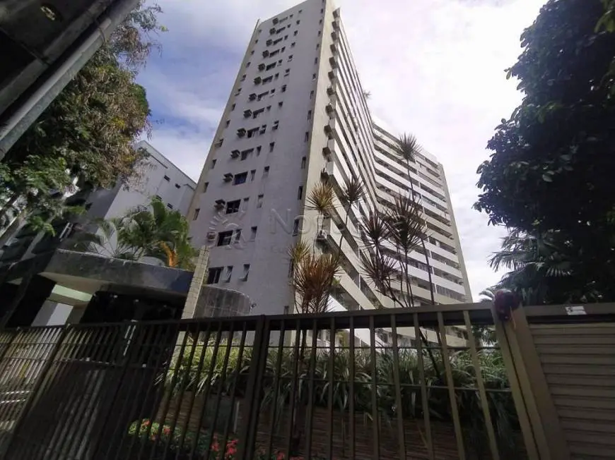 Foto 1 de Apartamento com 3 Quartos à venda, 101m² em Graças, Recife