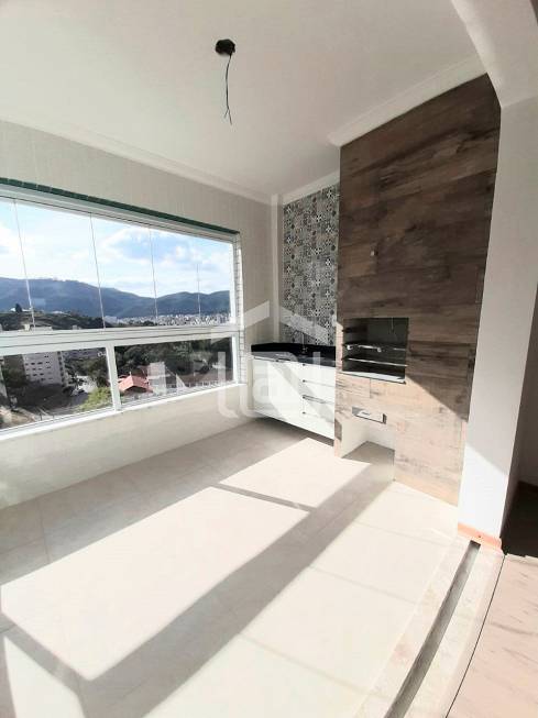 Foto 1 de Apartamento com 3 Quartos à venda, 132m² em Jardim Quisisana, Poços de Caldas