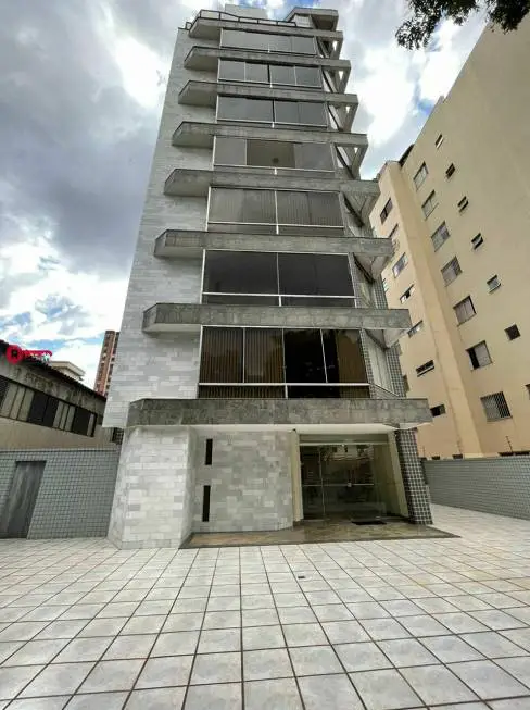 Foto 1 de Apartamento com 4 Quartos à venda, 220m² em Coração Eucarístico, Belo Horizonte