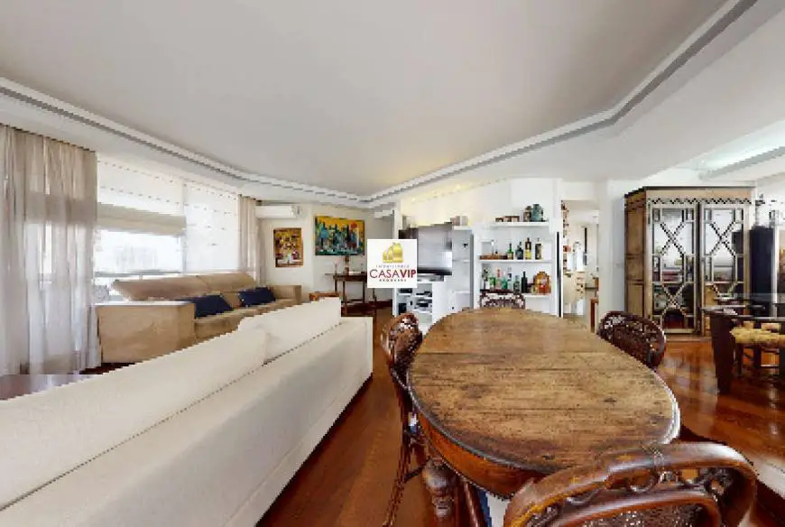 Foto 2 de Apartamento com 4 Quartos à venda, 198m² em Vila Suzana, São Paulo