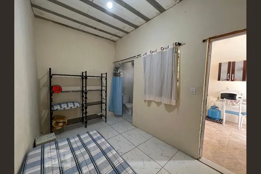 Foto 3 de Casa com 1 Quarto para alugar, 12m² em Barra Funda, São Paulo