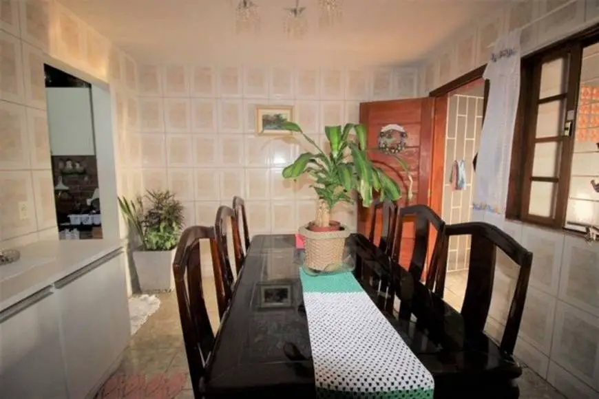 Foto 2 de Casa com 3 Quartos à venda, 999m² em Tenoné, Belém
