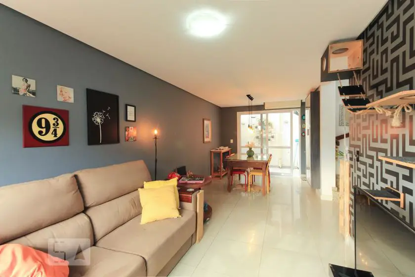Foto 3 de Casa de Condomínio com 3 Quartos para alugar, 109m² em Santa Tereza, Porto Alegre