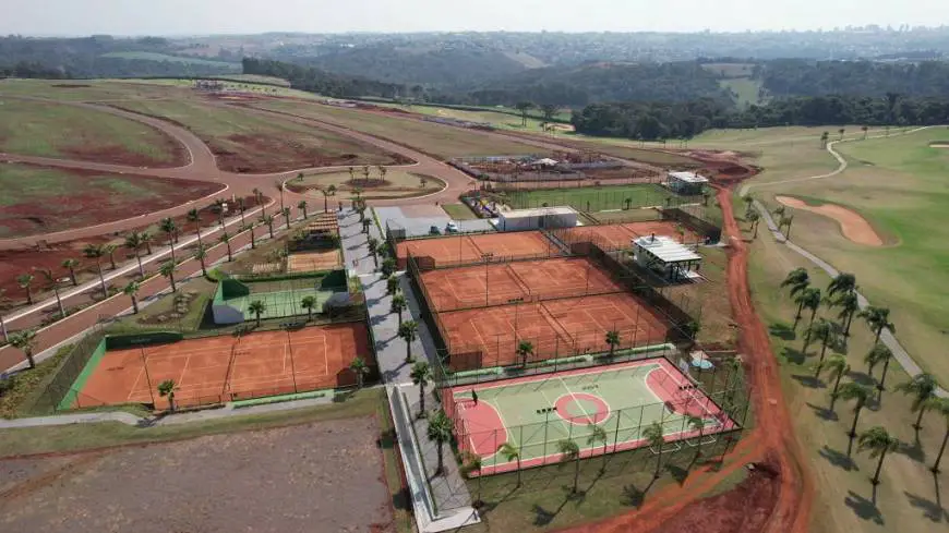 Foto 1 de Lote/Terreno à venda, 700m² em São Salvador, Cascavel