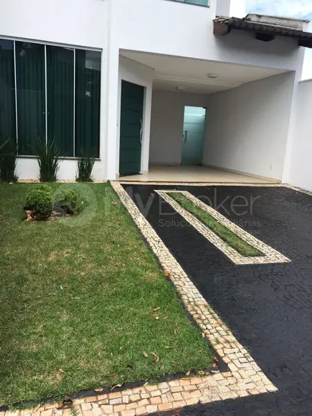 Foto 1 de Sobrado com 3 Quartos à venda, 189m² em Jardim Atlântico, Goiânia