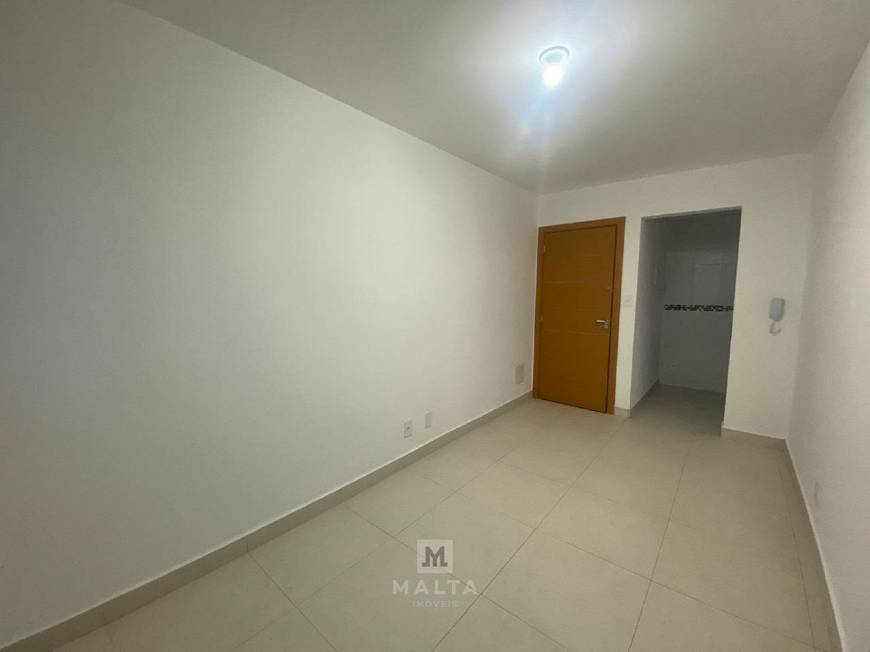 Foto 2 de Apartamento com 2 Quartos para alugar, 58m² em Diamante, Belo Horizonte