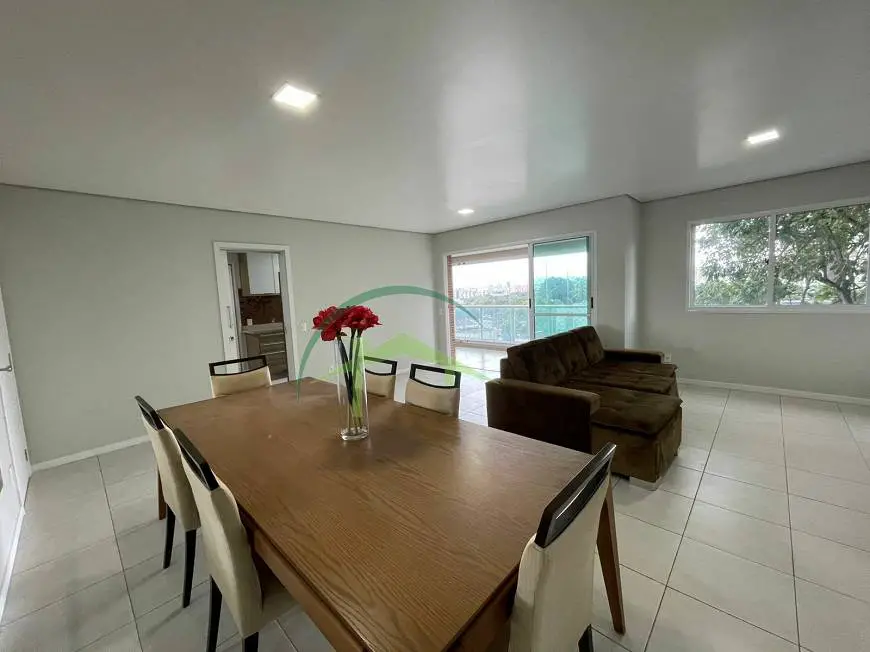 Foto 1 de Apartamento com 3 Quartos à venda, 140m² em Adrianópolis, Manaus