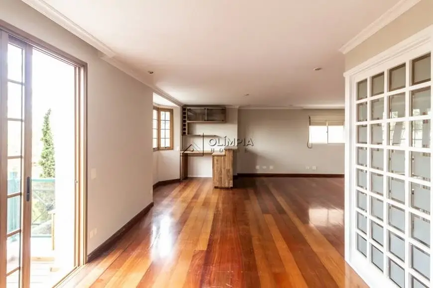 Foto 1 de Apartamento com 3 Quartos à venda, 145m² em Vila Madalena, São Paulo