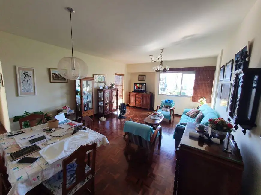 Foto 2 de Apartamento com 4 Quartos à venda, 135m² em Itaigara, Salvador