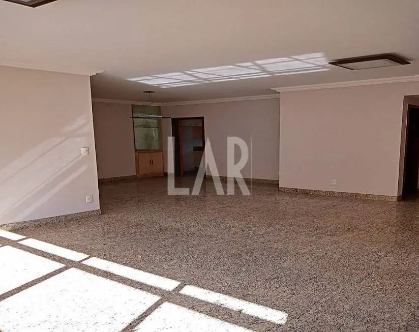 Foto 2 de Apartamento com 4 Quartos à venda, 100m² em Santo Antônio, Belo Horizonte