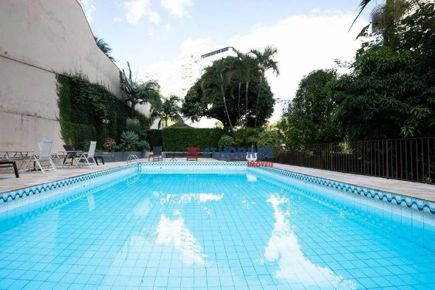 Foto 1 de Apartamento com 4 Quartos à venda, 273m² em Vila Alexandria, São Paulo