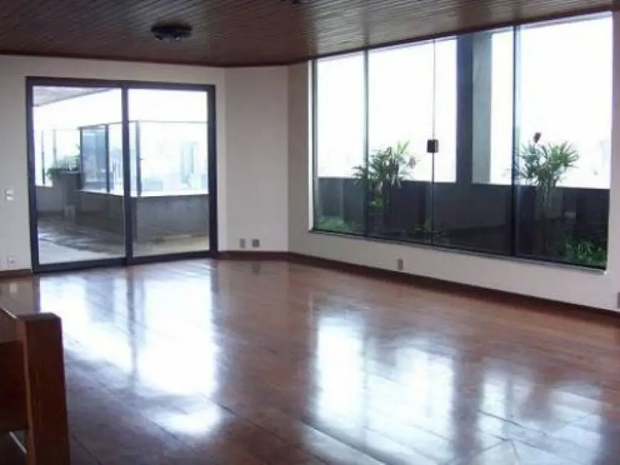 Foto 1 de Apartamento com 4 Quartos à venda, 300m² em Vila Olímpia, São Paulo
