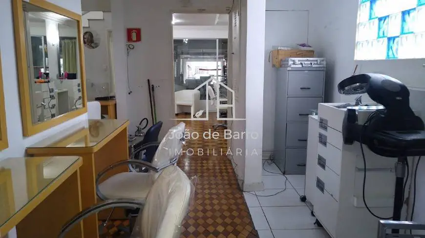 Foto 5 de Casa com 2 Quartos para alugar, 500m² em Cambuci, São Paulo