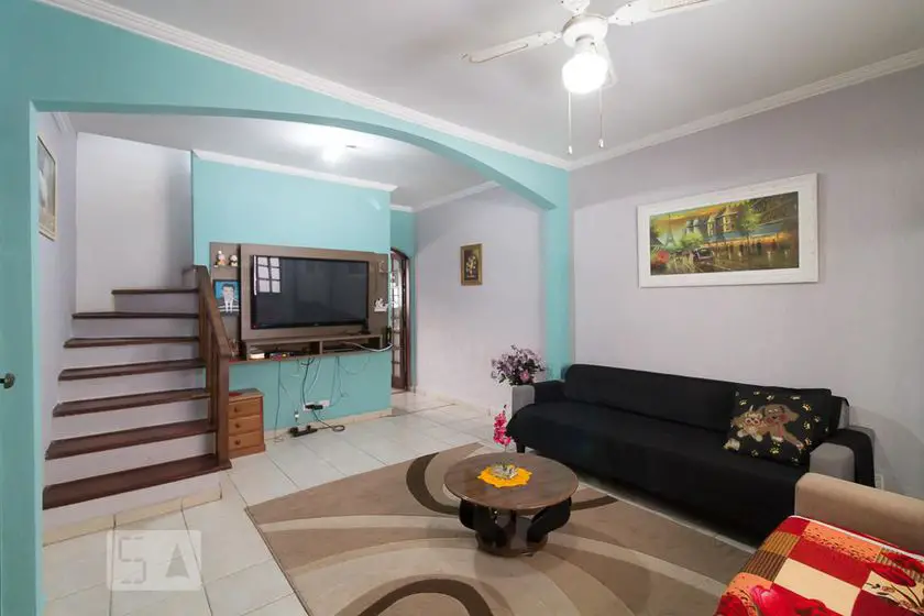 Foto 1 de Casa com 3 Quartos para alugar, 130m² em Picanço, Guarulhos