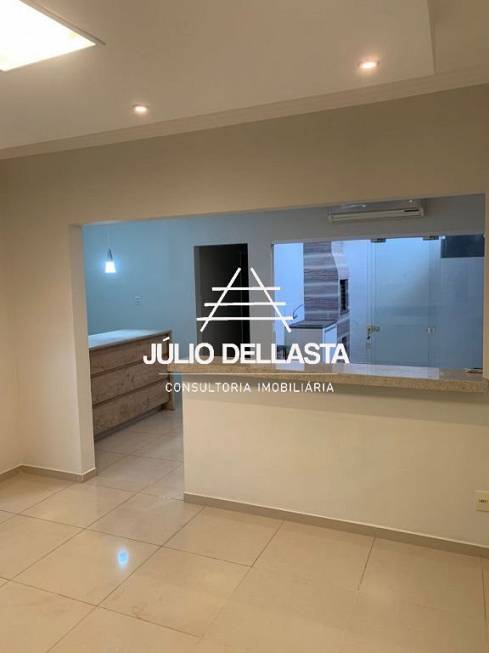 Foto 1 de Casa com 3 Quartos à venda, 330m² em Vila Sao Francisco, Bauru
