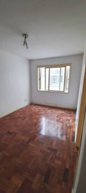 Foto 2 de Apartamento com 1 Quarto para venda ou aluguel, 40m² em Menino Deus, Porto Alegre