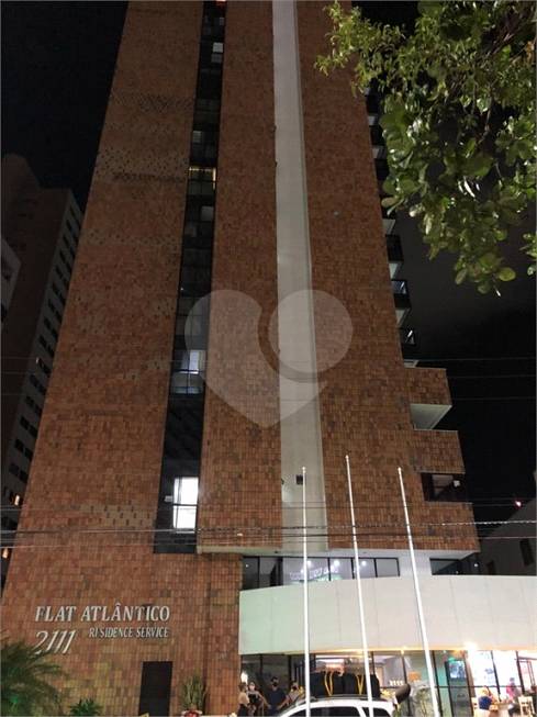 Foto 2 de Apartamento com 2 Quartos à venda, 63m² em Meireles, Fortaleza