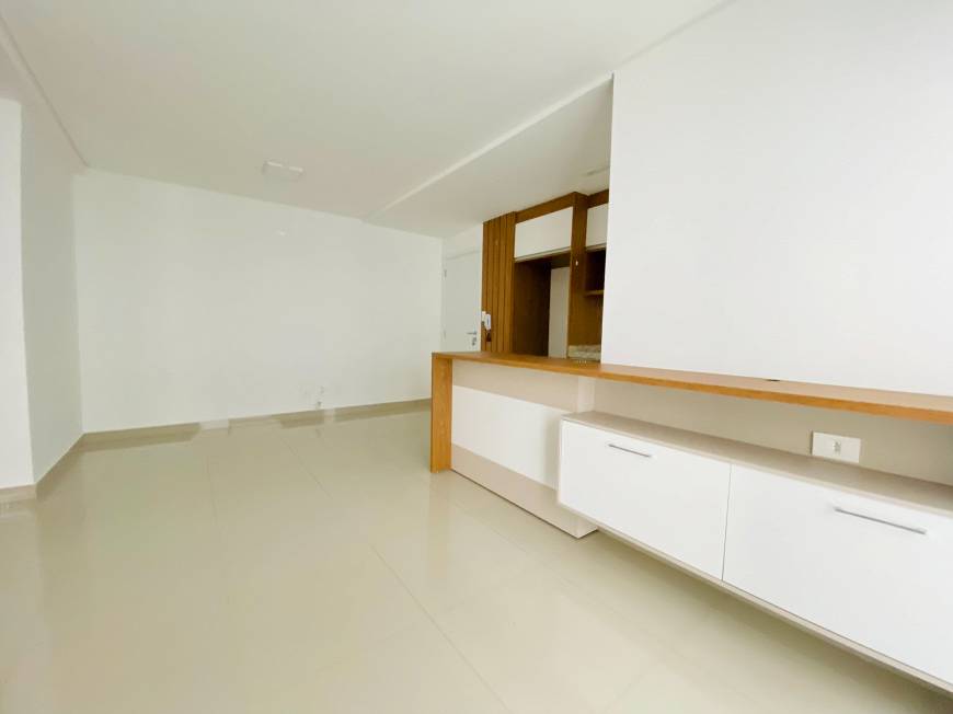 Foto 5 de Apartamento com 2 Quartos para alugar, 71m² em Mossunguê, Curitiba