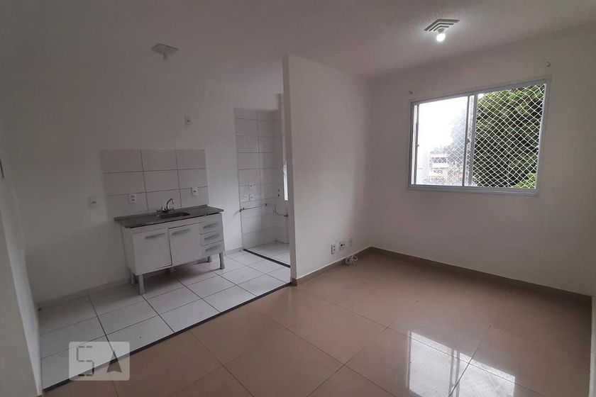 Foto 2 de Apartamento com 2 Quartos para alugar, 43m² em Vila Ema, São Paulo