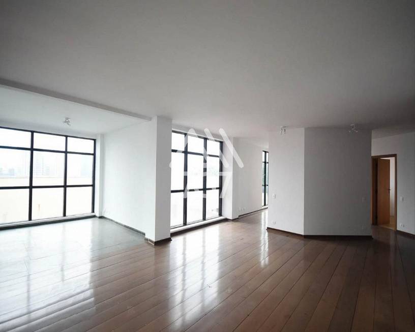Foto 4 de Apartamento com 3 Quartos para venda ou aluguel, 237m² em Real Parque, São Paulo